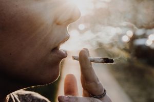 Cannabis Konsum Rausch am Steuer THC Straßenverkehr MPU